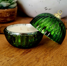 Load image into Gallery viewer, Christmas Bauble shaped Soy Candles